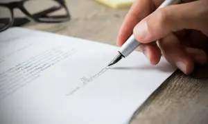 Notarialne poświadczenie dziedziczenia i co dalej - kluczowe kroki do właścicielstwa